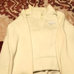 Nike sweat shirt